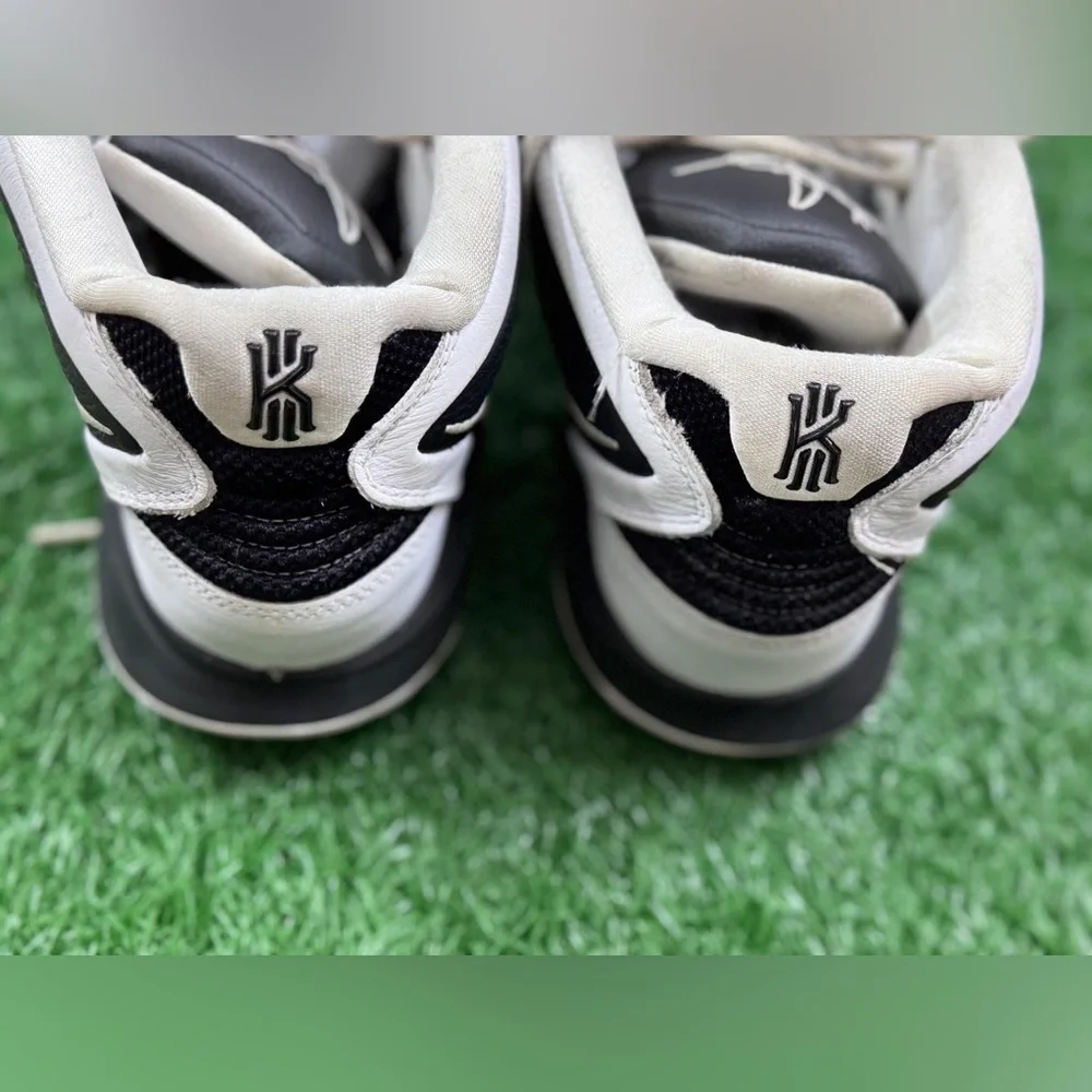 Nike good preowned